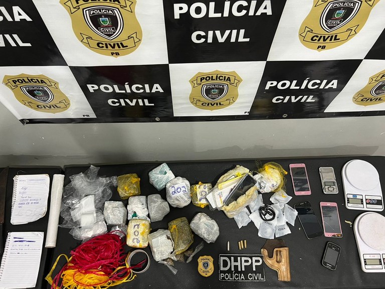 29012024 - EM CAMPINA Polícia Civil apreende drogas e celulares que seriam levados para presíd (1).jpg