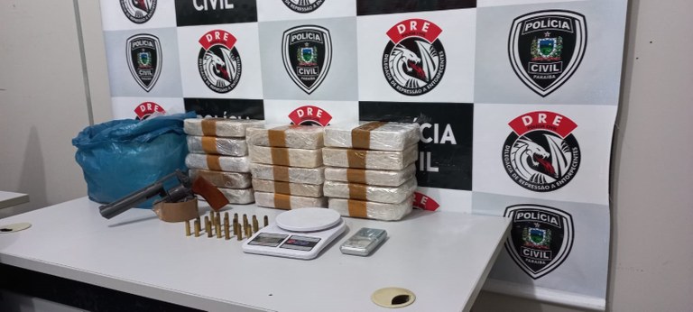 030921 - Polícia Civil apreende mais de 15kg de crack com traficantes do Ceará.jpeg