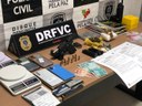 04052023 -  Polícia Civil prende três por tráfico de drogas (1).jpeg