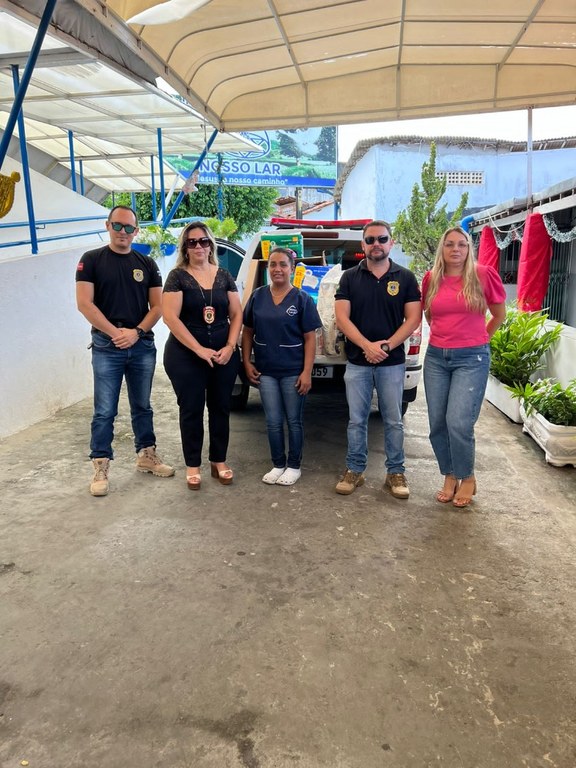 Policiais civis da 1ª DSPC realizam entrega de produtos arrecadados à Instituição de Longa Permanência em João Pessoa (3).jpeg