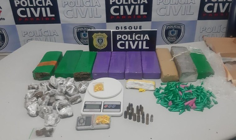 “Show da droga”: Polícia Civil prende ‘DJ’ com maconha, cocaína e LSD em Solânea